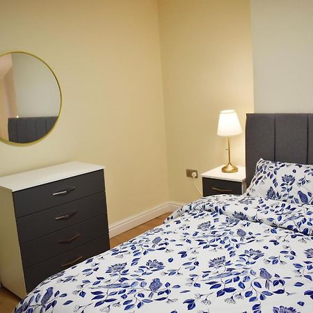 Birmingham City Centre Bedroom, Parking, Wifi, Kitchen, Living Room Bagian luar foto