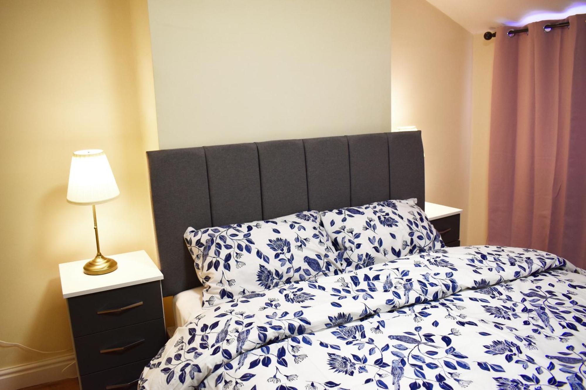 Birmingham City Centre Bedroom, Parking, Wifi, Kitchen, Living Room Bagian luar foto