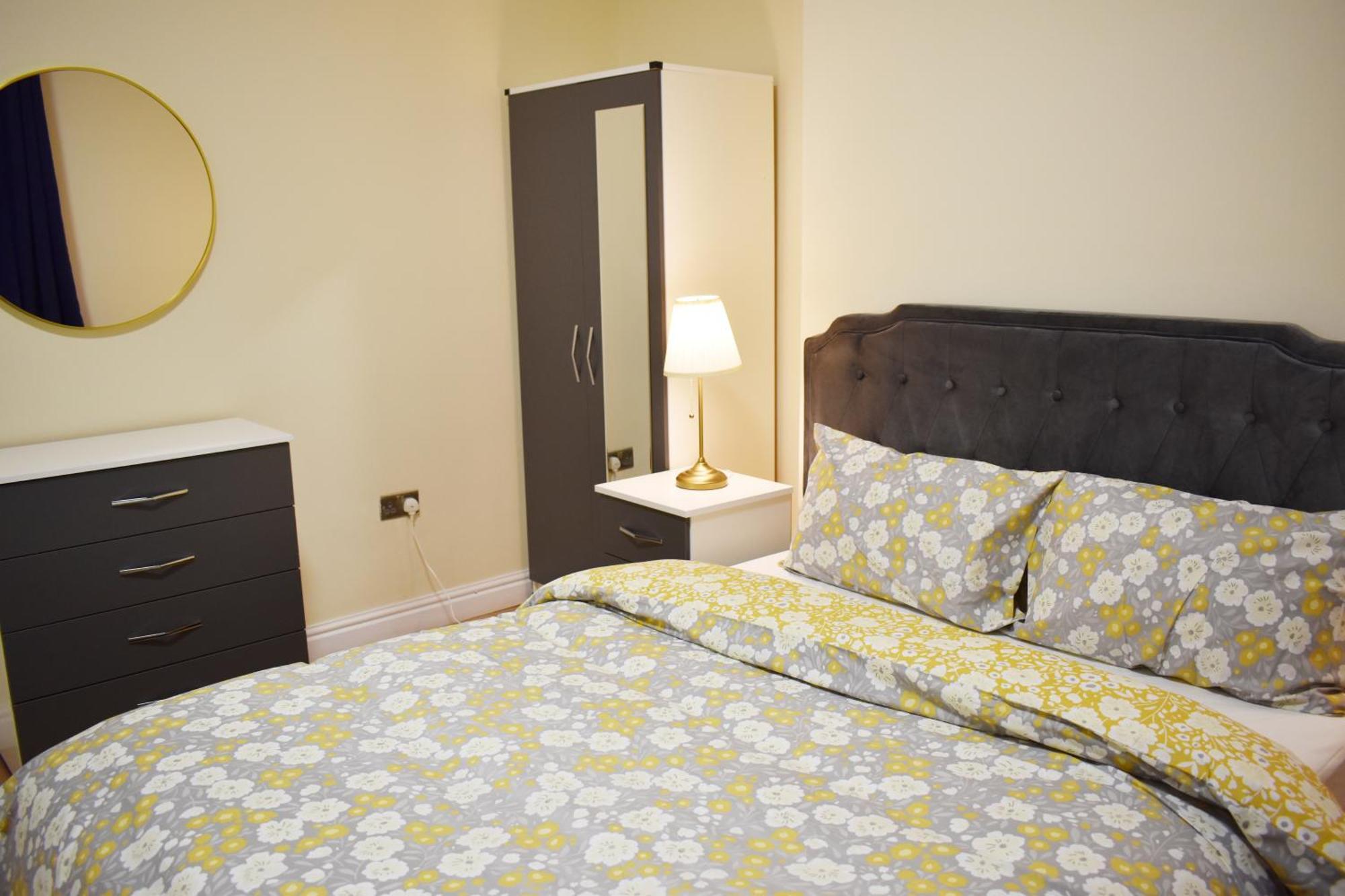 Birmingham City Centre Bedroom, Parking, Wifi, Kitchen, Living Room Bagian luar foto
